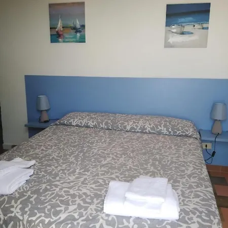Cardiff Hotel Marina di Camerota