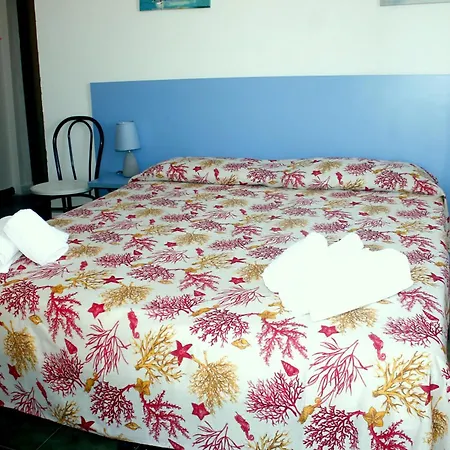 Hotel Cardiff Marina di Camerota